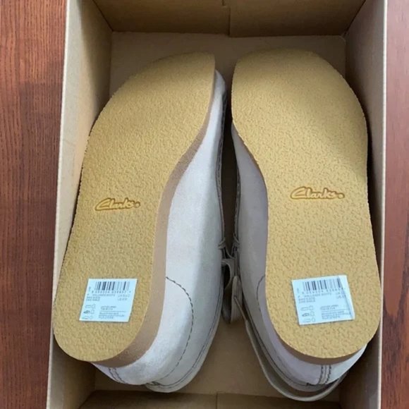 Clarks Wallabee boot2 sand suede - Picture 3 of 7